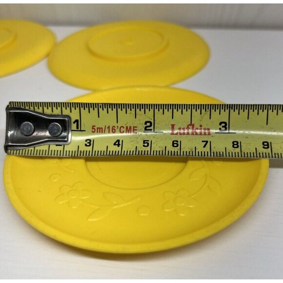 Vintage Fisher Price Fun With Food TEA SET Replacement plates x 4 Yellow #681 - Picture 4 of 7
